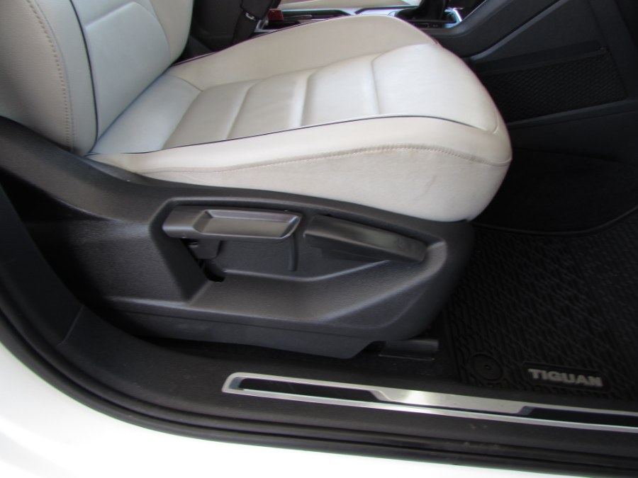 2018 Volkswagen Tiguan 2.0T SEL Premium FWD, available for sale in Orlando, Florida | VIP Auto Enterprise, Inc. Orlando, Florida 2018 Volkswagen Tiguan 2.0T SEL Premium FWD, available for sale in Orlando, Florida | VIP Auto Enterprise, Inc. Orlando, Florida