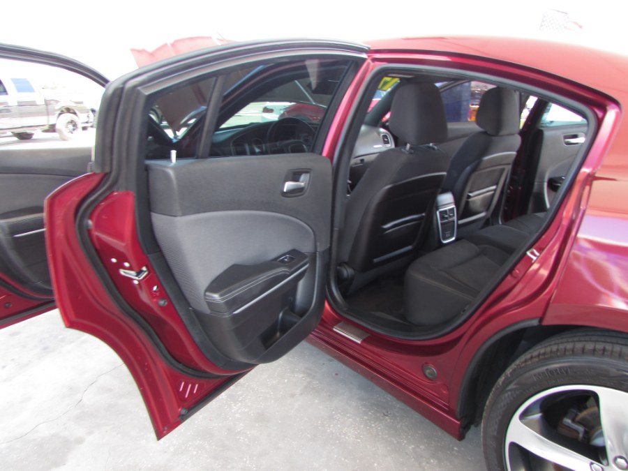 2017 Dodge Charger SE RWD, available for sale in Orlando, Florida | VIP Auto Enterprise, Inc. Orlando, Florida 2017 Dodge Charger SE RWD, available for sale in Orlando, Florida | VIP Auto Enterprise, Inc. Orlando, Florida
