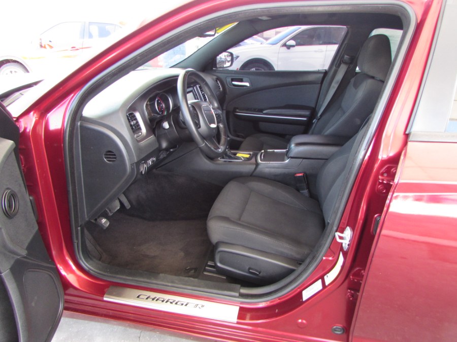 2017 Dodge Charger SE RWD, available for sale in Orlando, Florida | VIP Auto Enterprise, Inc. Orlando, Florida 2017 Dodge Charger SE RWD, available for sale in Orlando, Florida | VIP Auto Enterprise, Inc. Orlando, Florida