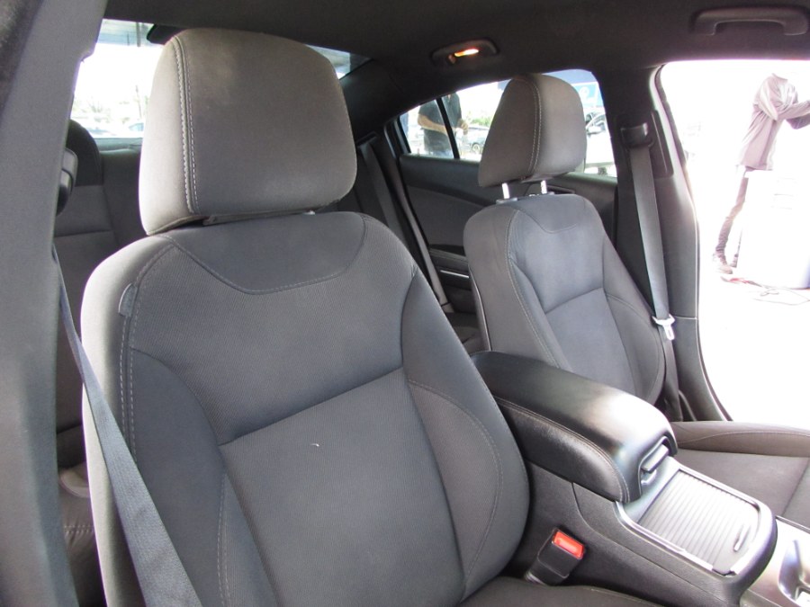 2017 Dodge Charger SE RWD, available for sale in Orlando, Florida | VIP Auto Enterprise, Inc. Orlando, Florida 2017 Dodge Charger SE RWD, available for sale in Orlando, Florida | VIP Auto Enterprise, Inc. Orlando, Florida