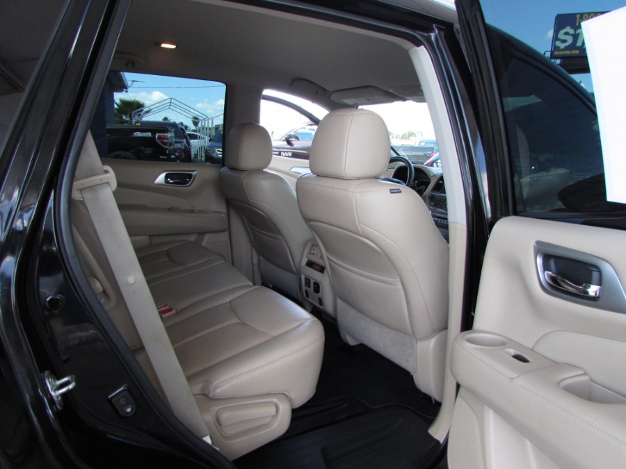 2018 Nissan Pathfinder FWD SV, available for sale in Orlando, Florida | VIP Auto Enterprise, Inc. Orlando, Florida 2018 Nissan Pathfinder FWD SV, available for sale in Orlando, Florida | VIP Auto Enterprise, Inc. Orlando, Florida