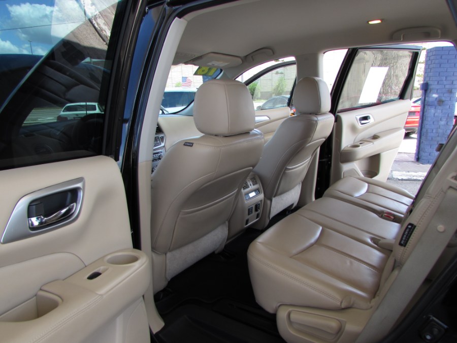 2018 Nissan Pathfinder FWD SV, available for sale in Orlando, Florida | VIP Auto Enterprise, Inc. Orlando, Florida 2018 Nissan Pathfinder FWD SV, available for sale in Orlando, Florida | VIP Auto Enterprise, Inc. Orlando, Florida
