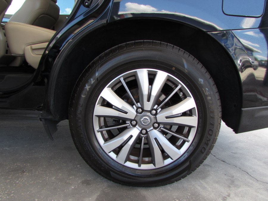 2018 Nissan Pathfinder FWD SV, available for sale in Orlando, Florida | VIP Auto Enterprise, Inc. Orlando, Florida 2018 Nissan Pathfinder FWD SV, available for sale in Orlando, Florida | VIP Auto Enterprise, Inc. Orlando, Florida