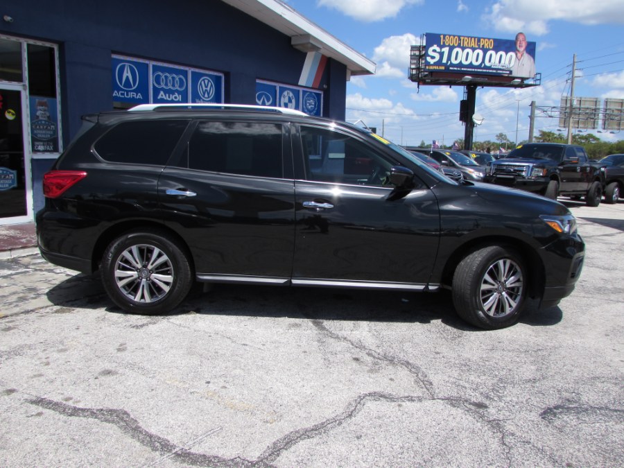 2018 Nissan Pathfinder FWD SV, available for sale in Orlando, Florida | VIP Auto Enterprise, Inc. Orlando, Florida 2018 Nissan Pathfinder FWD SV, available for sale in Orlando, Florida | VIP Auto Enterprise, Inc. Orlando, Florida