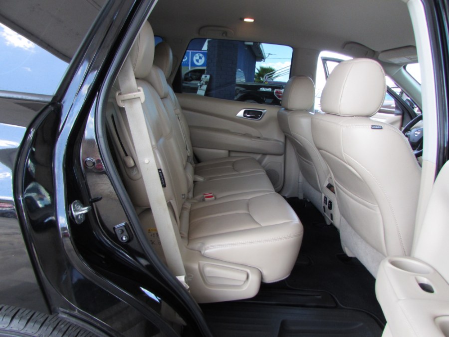 2018 Nissan Pathfinder FWD SV, available for sale in Orlando, Florida | VIP Auto Enterprise, Inc. Orlando, Florida 2018 Nissan Pathfinder FWD SV, available for sale in Orlando, Florida | VIP Auto Enterprise, Inc. Orlando, Florida