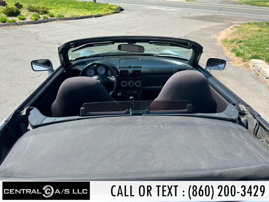 2001 Toyota MR2 Spyder 2dr Conv Manual (GS), available for sale in East Windsor, Connecticut | Central A/S LLC. East Windsor, Connecticut 2001 Toyota MR2 Spyder 2dr Conv Manual (GS), available for sale in East Windsor, Connecticut | Central A/S LLC. East Windsor, Connecticut