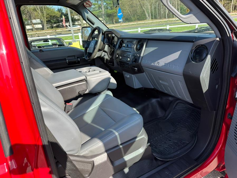 2015 Ford Super Duty F-350 SRW 4WD Reg Cab 137" XLT, available for sale in South Windsor, Connecticut | Mike And Tony Auto Sales, Inc. South Windsor, Connecticut 2015 Ford Super Duty F-350 SRW 4WD Reg Cab 137" XLT, available for sale in South Windsor, Connecticut | Mike And Tony Auto Sales, Inc. South Windsor, Connecticut