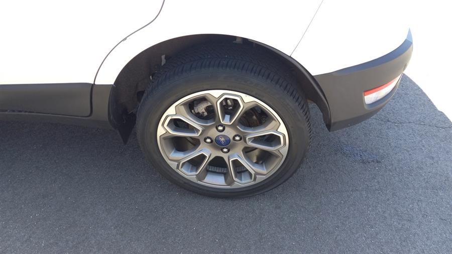 2018 Ford EcoSport Titanium 4WD, available for sale in Old Saybrook, Connecticut | Saybrook Auto Barn. Old Saybrook, Connecticut 2018 Ford EcoSport Titanium 4WD, available for sale in Old Saybrook, Connecticut | Saybrook Auto Barn. Old Saybrook, Connecticut