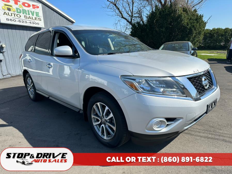 2013 Nissan Pathfinder 4WD 4dr S, available for sale in East Windsor, Connecticut | Stop & Drive Auto Sales. East Windsor, Connecticut 2013 Nissan Pathfinder 4WD 4dr S, available for sale in East Windsor, Connecticut | Stop & Drive Auto Sales. East Windsor, Connecticut
