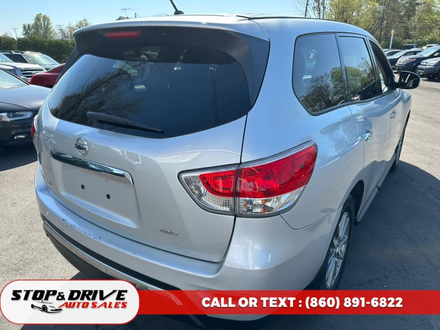 2013 Nissan Pathfinder 4WD 4dr S, available for sale in East Windsor, Connecticut | Stop & Drive Auto Sales. East Windsor, Connecticut 2013 Nissan Pathfinder 4WD 4dr S, available for sale in East Windsor, Connecticut | Stop & Drive Auto Sales. East Windsor, Connecticut