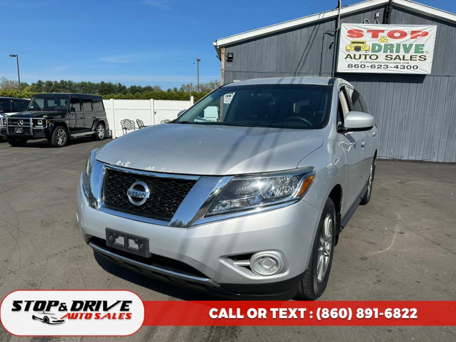 2013 Nissan Pathfinder 4WD 4dr S, available for sale in East Windsor, Connecticut | Stop & Drive Auto Sales. East Windsor, Connecticut 2013 Nissan Pathfinder 4WD 4dr S, available for sale in East Windsor, Connecticut | Stop & Drive Auto Sales. East Windsor, Connecticut