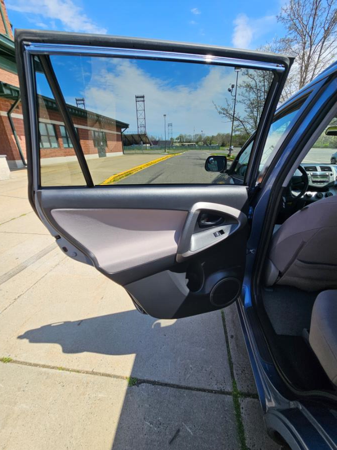 2008 Toyota RAV4 4WD 4dr 4-cyl 4-Spd AT, available for sale in New Britain, Connecticut | Supreme Automotive. New Britain, Connecticut 2008 Toyota RAV4 4WD 4dr 4-cyl 4-Spd AT, available for sale in New Britain, Connecticut | Supreme Automotive. New Britain, Connecticut