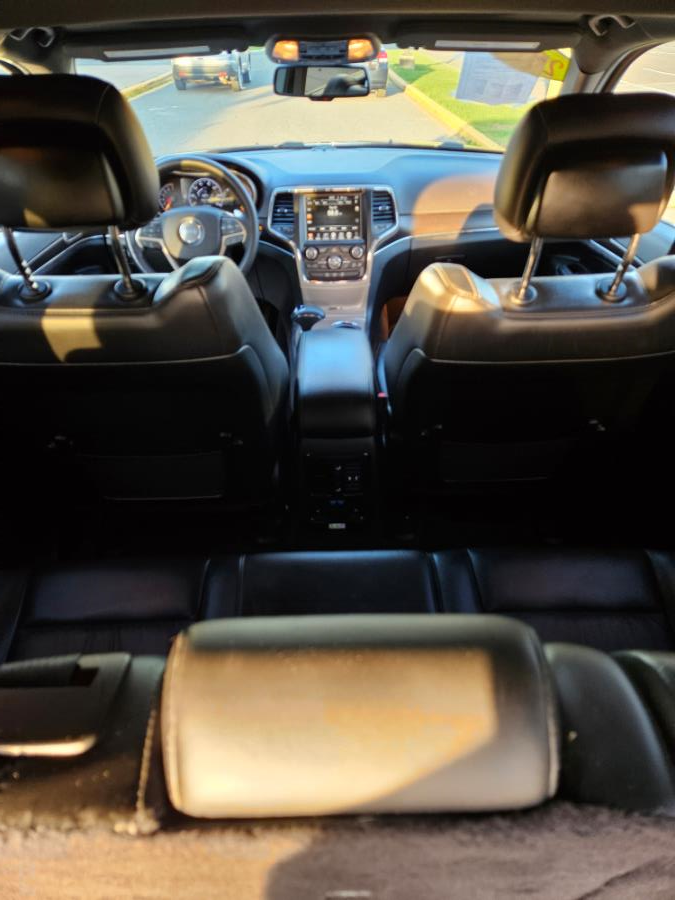 2014 Jeep Grand Cherokee 4WD 4dr Limited, available for sale in New Britain, Connecticut | Supreme Automotive. New Britain, Connecticut 2014 Jeep Grand Cherokee 4WD 4dr Limited, available for sale in New Britain, Connecticut | Supreme Automotive. New Britain, Connecticut