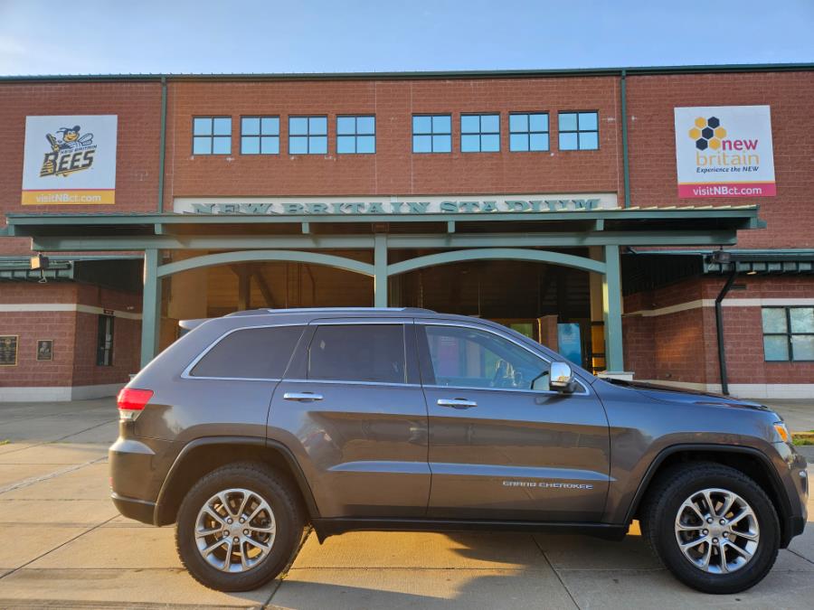 2014 Jeep Grand Cherokee 4WD 4dr Limited, available for sale in New Britain, Connecticut | Supreme Automotive. New Britain, Connecticut 2014 Jeep Grand Cherokee 4WD 4dr Limited, available for sale in New Britain, Connecticut | Supreme Automotive. New Britain, Connecticut