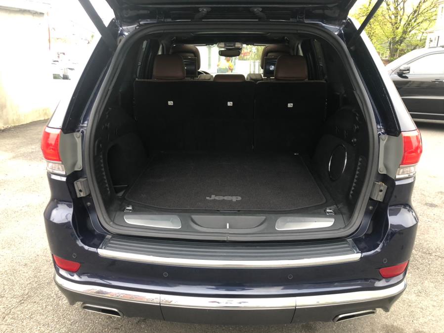 2018 Jeep Grand Cherokee Summit 4x4, available for sale in Irvington, New Jersey | Elis Motors Corp. Irvington, New Jersey 2018 Jeep Grand Cherokee Summit 4x4, available for sale in Irvington, New Jersey | Elis Motors Corp. Irvington, New Jersey