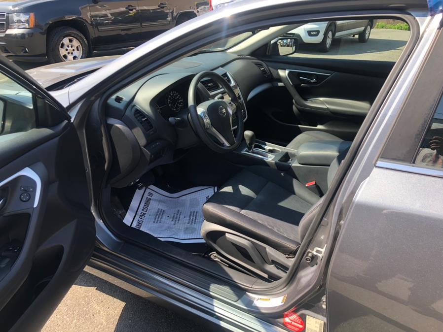 2018 Nissan Altima 2.5 SR Sedan, available for sale in Irvington, New Jersey | Elis Motors Corp. Irvington, New Jersey 2018 Nissan Altima 2.5 SR Sedan, available for sale in Irvington, New Jersey | Elis Motors Corp. Irvington, New Jersey
