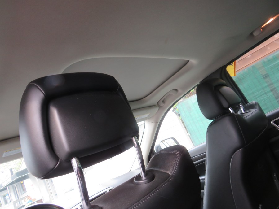 2012 Jeep Grand Cherokee 4WD 4dr Laredo, available for sale in Middle Village, New York | Road Masters II INC. Middle Village, New York 2012 Jeep Grand Cherokee 4WD 4dr Laredo, available for sale in Middle Village, New York | Road Masters II INC. Middle Village, New York