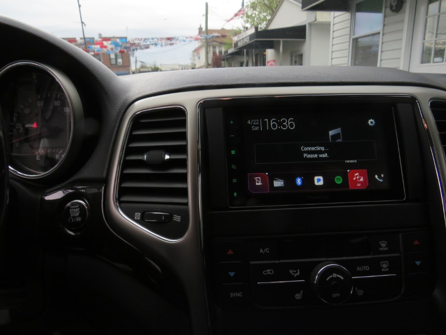2012 Jeep Grand Cherokee 4WD 4dr Laredo, available for sale in Middle Village, New York | Road Masters II INC. Middle Village, New York 2012 Jeep Grand Cherokee 4WD 4dr Laredo, available for sale in Middle Village, New York | Road Masters II INC. Middle Village, New York