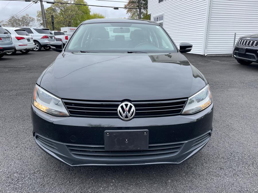 2011 Volkswagen Jetta Sedan 4dr Auto SE w/Convenience & Sunroof PZEV, available for sale in Agawam, Massachusetts | Malkoon Motors. Agawam, Massachusetts 2011 Volkswagen Jetta Sedan 4dr Auto SE w/Convenience & Sunroof PZEV, available for sale in Agawam, Massachusetts | Malkoon Motors. Agawam, Massachusetts