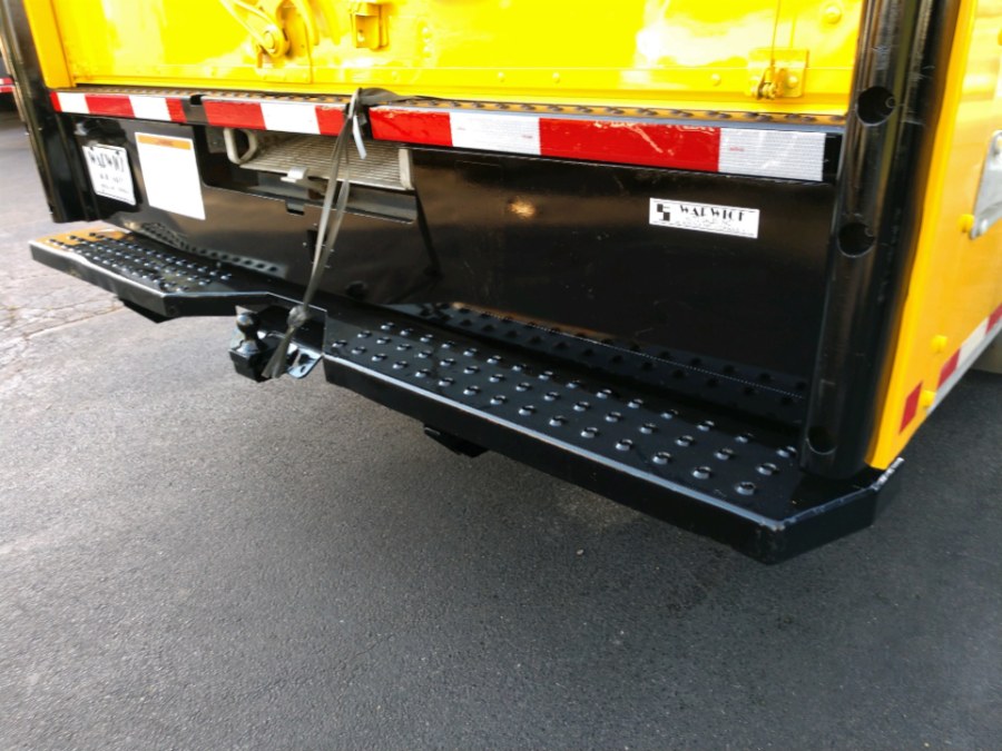 2017 GMC SAVANA 16 FT BOX TRUCK 3500 Van 177" WB, available for sale in COPIAGUE, New York | Warwick Auto Sales Inc. COPIAGUE, New York 2017 GMC SAVANA 16 FT BOX TRUCK 3500 Van 177" WB, available for sale in COPIAGUE, New York | Warwick Auto Sales Inc. COPIAGUE, New York