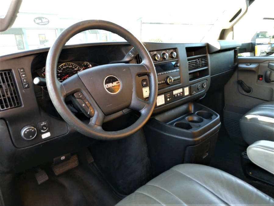 2017 GMC SAVANA 16 FT BOX TRUCK 3500 Van 177" WB, available for sale in COPIAGUE, New York | Warwick Auto Sales Inc. COPIAGUE, New York 2017 GMC SAVANA 16 FT BOX TRUCK 3500 Van 177" WB, available for sale in COPIAGUE, New York | Warwick Auto Sales Inc. COPIAGUE, New York