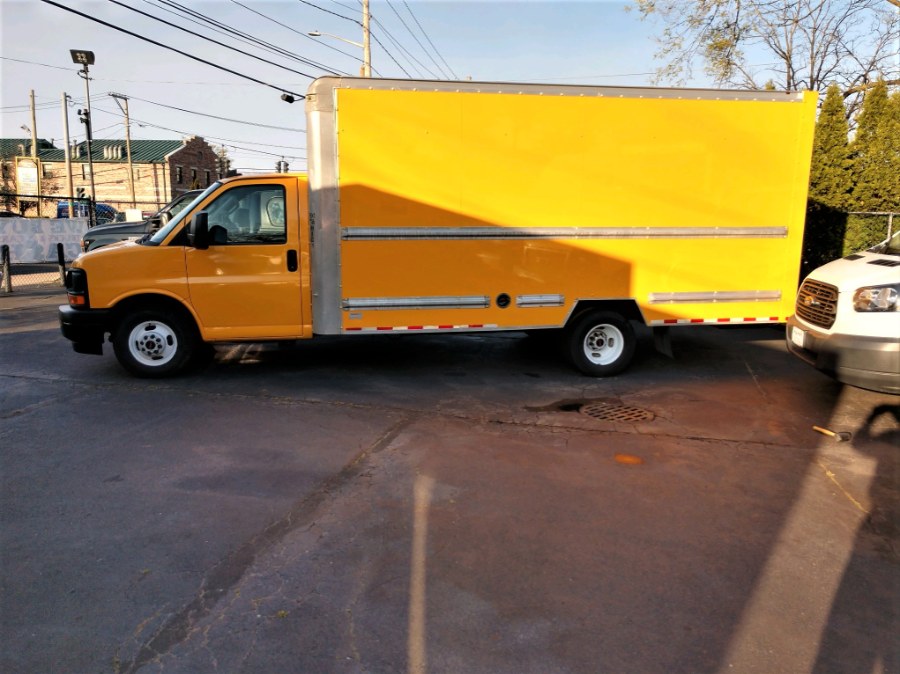 2017 GMC SAVANA 16 FT BOX TRUCK 3500 Van 177" WB, available for sale in COPIAGUE, New York | Warwick Auto Sales Inc. COPIAGUE, New York 2017 GMC SAVANA 16 FT BOX TRUCK 3500 Van 177" WB, available for sale in COPIAGUE, New York | Warwick Auto Sales Inc. COPIAGUE, New York