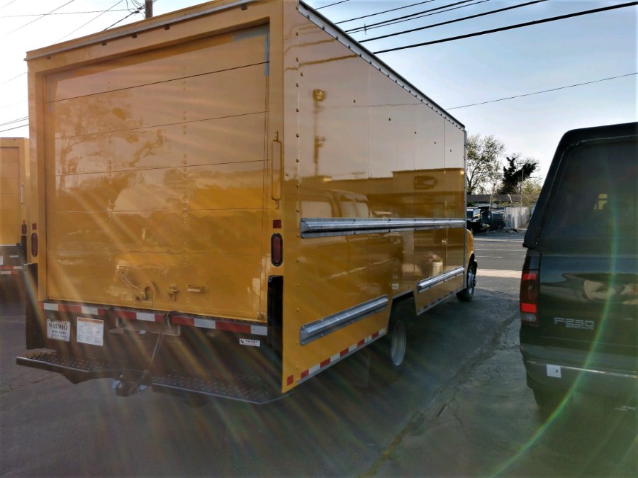 2017 GMC SAVANA 16 FT BOX TRUCK 3500 Van 177" WB, available for sale in COPIAGUE, New York | Warwick Auto Sales Inc. COPIAGUE, New York 2017 GMC SAVANA 16 FT BOX TRUCK 3500 Van 177" WB, available for sale in COPIAGUE, New York | Warwick Auto Sales Inc. COPIAGUE, New York