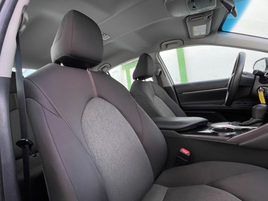2018 Toyota Camry LE Auto (Natl), available for sale in Corona, California | Green Light Auto. Corona, California 2018 Toyota Camry LE Auto (Natl), available for sale in Corona, California | Green Light Auto. Corona, California