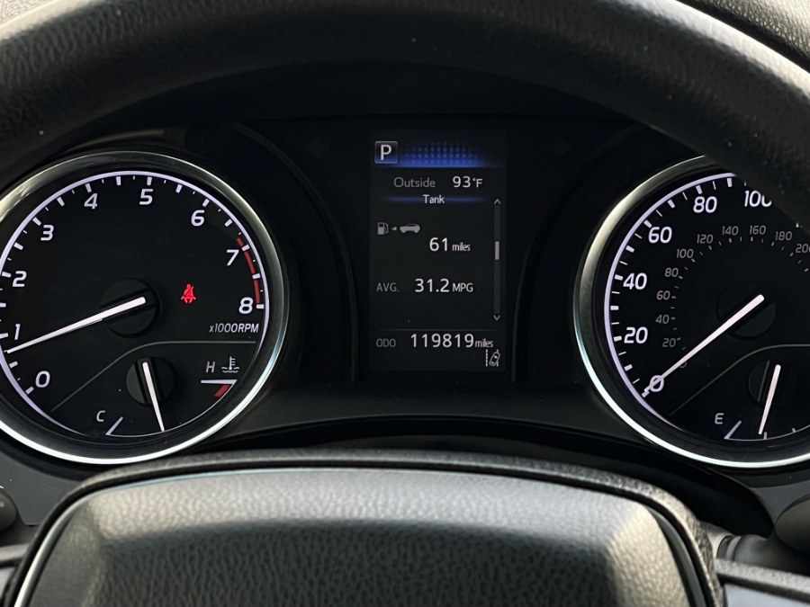 2018 Toyota Camry LE Auto (Natl), available for sale in Corona, California | Green Light Auto. Corona, California 2018 Toyota Camry LE Auto (Natl), available for sale in Corona, California | Green Light Auto. Corona, California