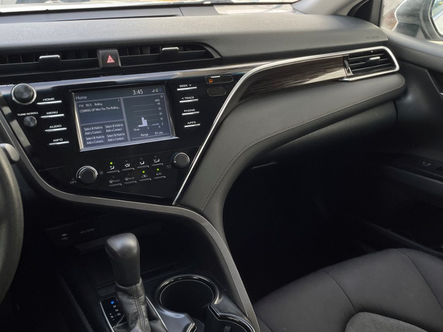 2018 Toyota Camry LE Auto (Natl), available for sale in Corona, California | Green Light Auto. Corona, California 2018 Toyota Camry LE Auto (Natl), available for sale in Corona, California | Green Light Auto. Corona, California
