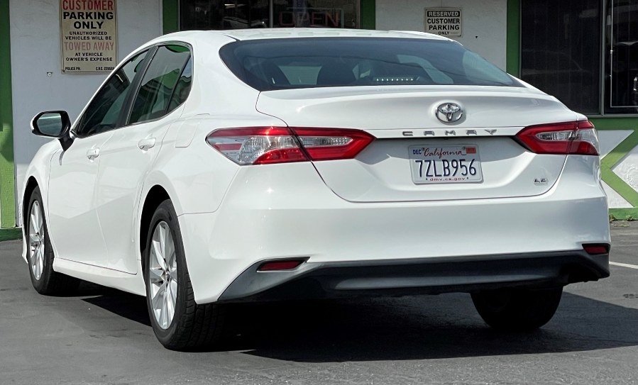 2018 Toyota Camry LE Auto (Natl), available for sale in Corona, California | Green Light Auto. Corona, California 2018 Toyota Camry LE Auto (Natl), available for sale in Corona, California | Green Light Auto. Corona, California