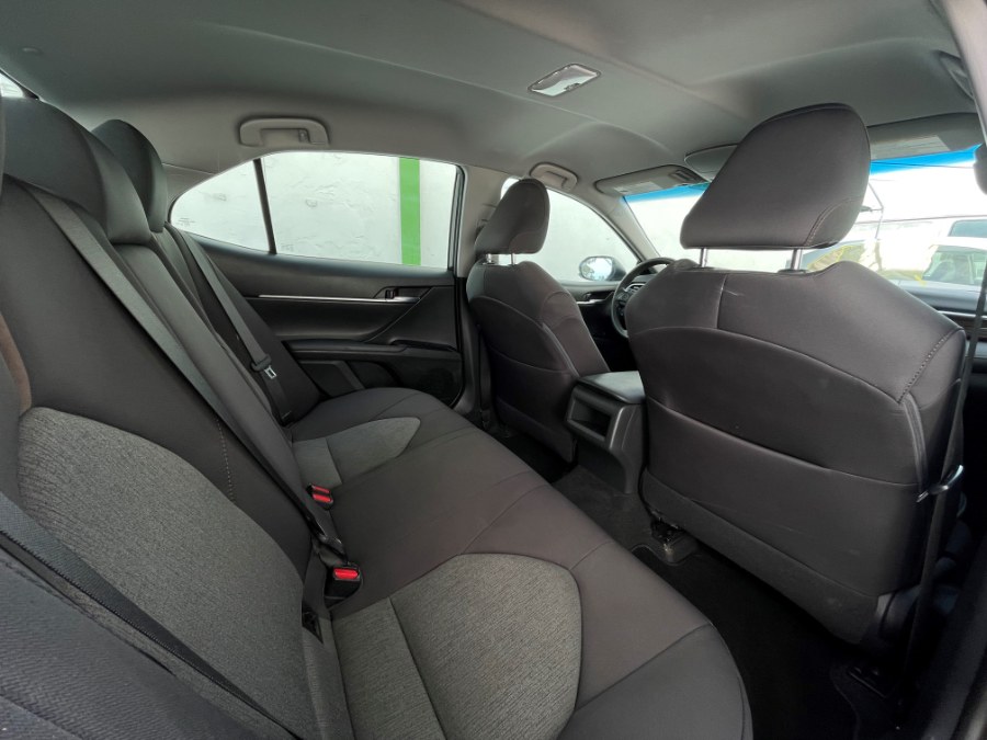 2018 Toyota Camry LE Auto (Natl), available for sale in Corona, California | Green Light Auto. Corona, California 2018 Toyota Camry LE Auto (Natl), available for sale in Corona, California | Green Light Auto. Corona, California