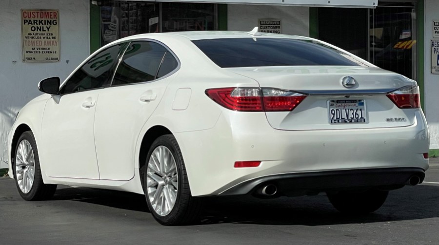 2013 Lexus ES 350 4dr Sdn, available for sale in Corona, California | Green Light Auto. Corona, California 2013 Lexus ES 350 4dr Sdn, available for sale in Corona, California | Green Light Auto. Corona, California