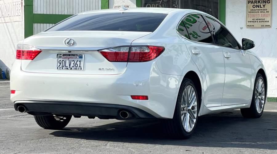2013 Lexus ES 350 4dr Sdn, available for sale in Corona, California | Green Light Auto. Corona, California 2013 Lexus ES 350 4dr Sdn, available for sale in Corona, California | Green Light Auto. Corona, California