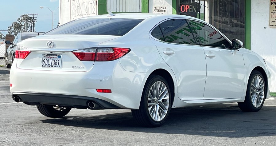 2013 Lexus ES 350 4dr Sdn, available for sale in Corona, California | Green Light Auto. Corona, California 2013 Lexus ES 350 4dr Sdn, available for sale in Corona, California | Green Light Auto. Corona, California
