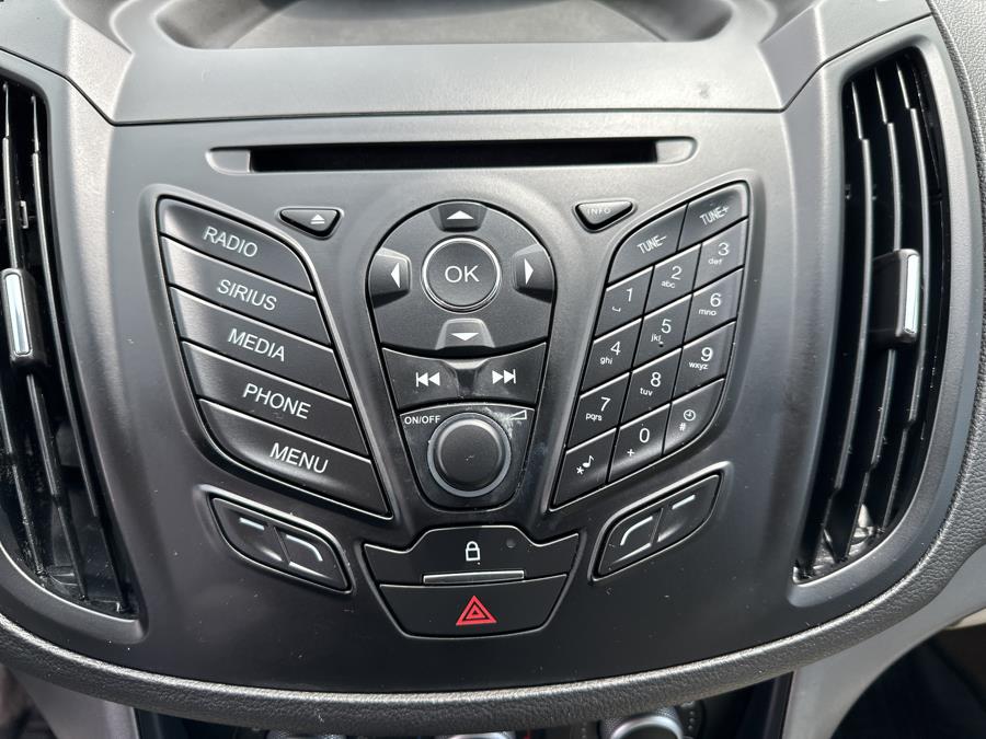 2014 Ford Escape FWD 4dr SE, available for sale in Little Ferry, New Jersey | Victoria Preowned Autos Inc. Little Ferry, New Jersey 2014 Ford Escape FWD 4dr SE, available for sale in Little Ferry, New Jersey | Victoria Preowned Autos Inc. Little Ferry, New Jersey