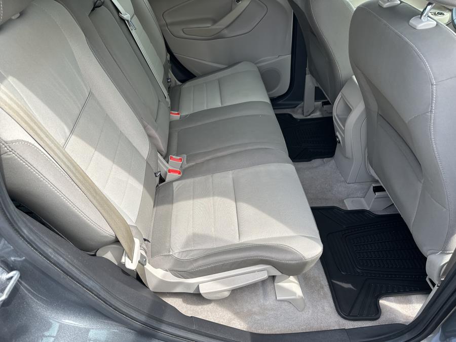 2014 Ford Escape FWD 4dr SE, available for sale in Little Ferry, New Jersey | Victoria Preowned Autos Inc. Little Ferry, New Jersey 2014 Ford Escape FWD 4dr SE, available for sale in Little Ferry, New Jersey | Victoria Preowned Autos Inc. Little Ferry, New Jersey