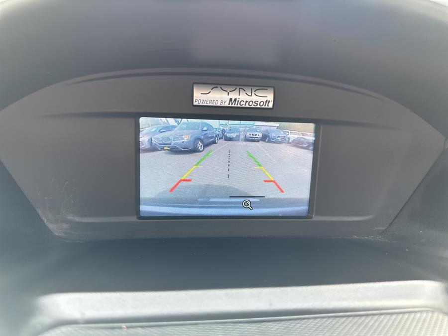 2014 Ford Escape FWD 4dr SE, available for sale in Little Ferry, New Jersey | Victoria Preowned Autos Inc. Little Ferry, New Jersey 2014 Ford Escape FWD 4dr SE, available for sale in Little Ferry, New Jersey | Victoria Preowned Autos Inc. Little Ferry, New Jersey
