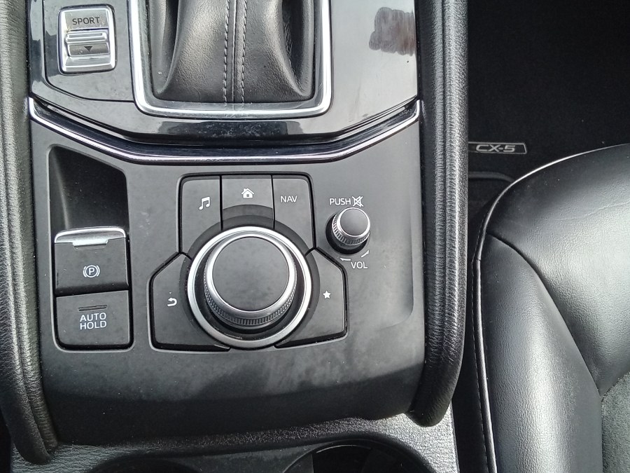 2019 Mazda CX-5 Touring AWD, available for sale in Irvington, New Jersey | NJ Used Cars Center. Irvington, New Jersey 2019 Mazda CX-5 Touring AWD, available for sale in Irvington, New Jersey | NJ Used Cars Center. Irvington, New Jersey