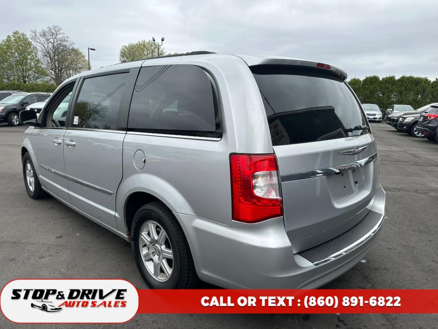 2011 Chrysler Town & Country 4dr Wgn Touring, available for sale in East Windsor, Connecticut | Stop & Drive Auto Sales. East Windsor, Connecticut 2011 Chrysler Town & Country 4dr Wgn Touring, available for sale in East Windsor, Connecticut | Stop & Drive Auto Sales. East Windsor, Connecticut