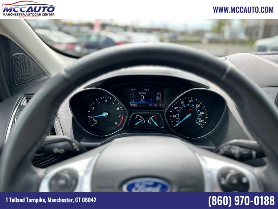 2015 Ford Escape 4WD 4dr Titanium, available for sale in Manchester, Connecticut | Manchester Autocar Center. Manchester, Connecticut 2015 Ford Escape 4WD 4dr Titanium, available for sale in Manchester, Connecticut | Manchester Autocar Center. Manchester, Connecticut
