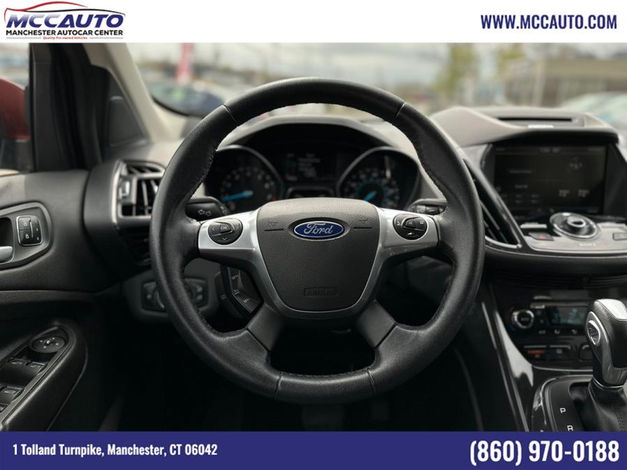 2015 Ford Escape 4WD 4dr Titanium, available for sale in Manchester, Connecticut | Manchester Autocar Center. Manchester, Connecticut 2015 Ford Escape 4WD 4dr Titanium, available for sale in Manchester, Connecticut | Manchester Autocar Center. Manchester, Connecticut