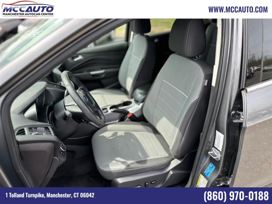 2014 Ford Escape 4WD 4dr SE, available for sale in Manchester, Connecticut | Manchester Autocar Center. Manchester, Connecticut 2014 Ford Escape 4WD 4dr SE, available for sale in Manchester, Connecticut | Manchester Autocar Center. Manchester, Connecticut