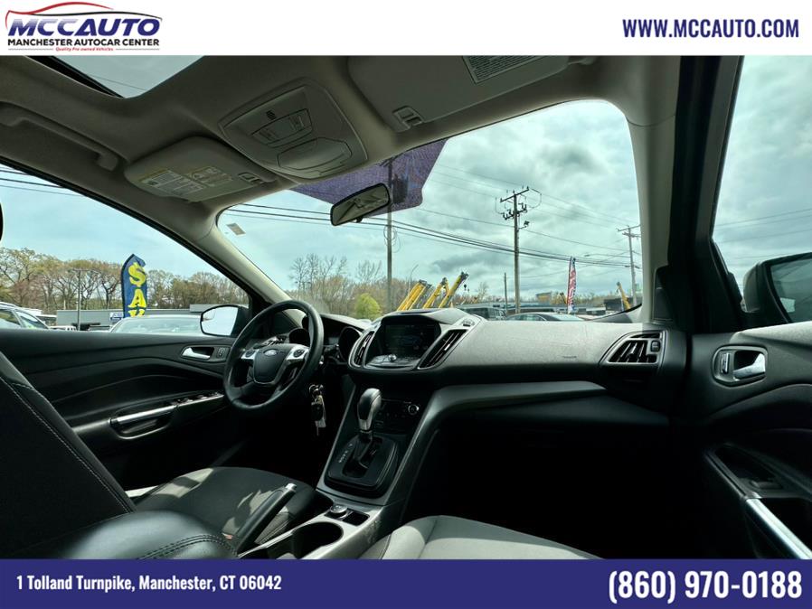 2014 Ford Escape 4WD 4dr SE, available for sale in Manchester, Connecticut | Manchester Autocar Center. Manchester, Connecticut 2014 Ford Escape 4WD 4dr SE, available for sale in Manchester, Connecticut | Manchester Autocar Center. Manchester, Connecticut