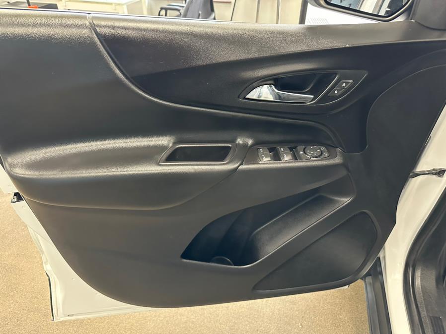 2018 Chevrolet Equinox AWD 4dr LT w/1LT, available for sale in Inwood, New York | 5 Towns Drive. Inwood, New York 2018 Chevrolet Equinox AWD 4dr LT w/1LT, available for sale in Inwood, New York | 5 Towns Drive. Inwood, New York