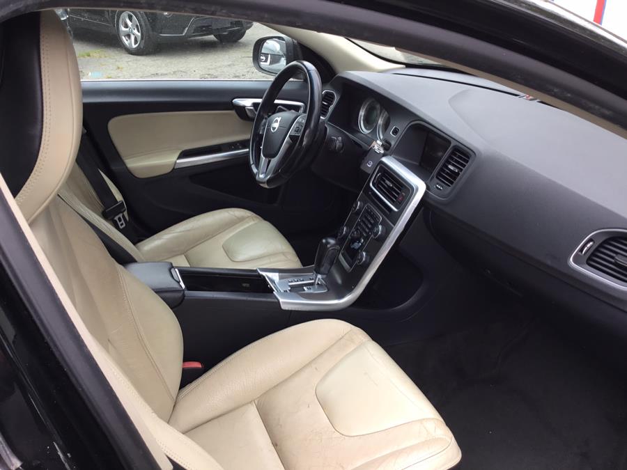 2012 Volvo S60 FWD 4dr Sdn T5 w/Moonroof, available for sale in Manchester, Connecticut | Liberty Motors. Manchester, Connecticut 2012 Volvo S60 FWD 4dr Sdn T5 w/Moonroof, available for sale in Manchester, Connecticut | Liberty Motors. Manchester, Connecticut