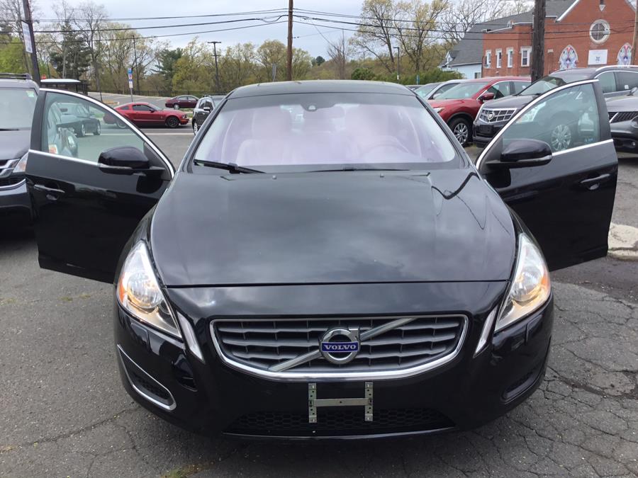 2012 Volvo S60 FWD 4dr Sdn T5 w/Moonroof, available for sale in Manchester, Connecticut | Liberty Motors. Manchester, Connecticut 2012 Volvo S60 FWD 4dr Sdn T5 w/Moonroof, available for sale in Manchester, Connecticut | Liberty Motors. Manchester, Connecticut