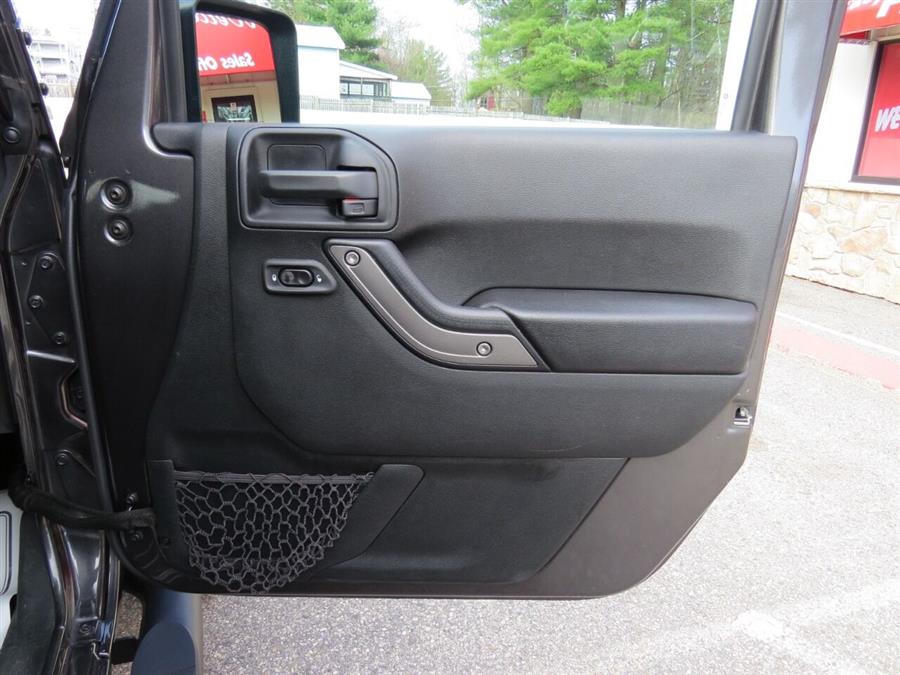 2017 Jeep Wrangler Unlimited Sport S 4x4 4dr SUV, available for sale in Auburn, Maine | Lake City Exports Inc. Auburn, Maine 2017 Jeep Wrangler Unlimited Sport S 4x4 4dr SUV, available for sale in Auburn, Maine | Lake City Exports Inc. Auburn, Maine