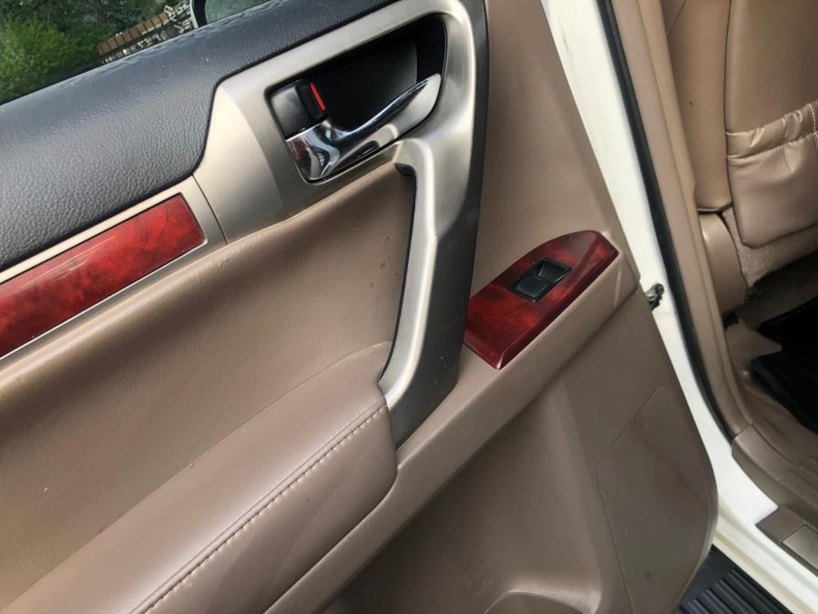2013 Lexus GX 460 4WD 4dr, available for sale in Irvington, New Jersey | Elis Motors Corp. Irvington, New Jersey 2013 Lexus GX 460 4WD 4dr, available for sale in Irvington, New Jersey | Elis Motors Corp. Irvington, New Jersey