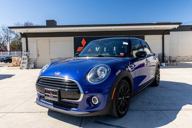 2021 Mini Hardtop 4 Door , available for sale in Great Neck, New York | Camy Cars. Great Neck, New York